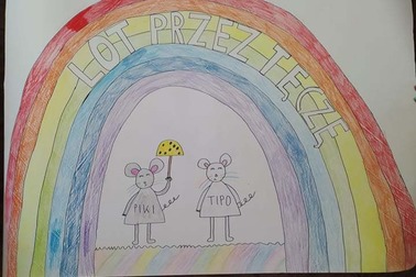 Powstały wspólne prace plastyczne po wycieczce do Teatru