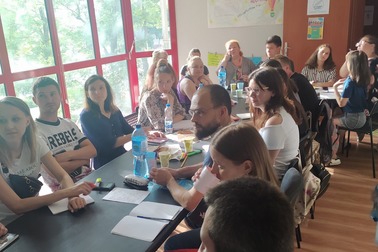 Z kim, z czym? czyli narzędnik pod lupą