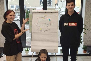 Uczniowie w roli prezenterów pogody