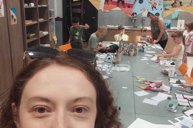 Dzielimy się dobrymi praktykami: inspirujące warsztaty dla dzieci w Miejskiej Bibliotece Publicznej w Lesznie