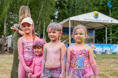 Festiwal Kolorów na Plaży Dębiec – kolory połączyły pokolenia!